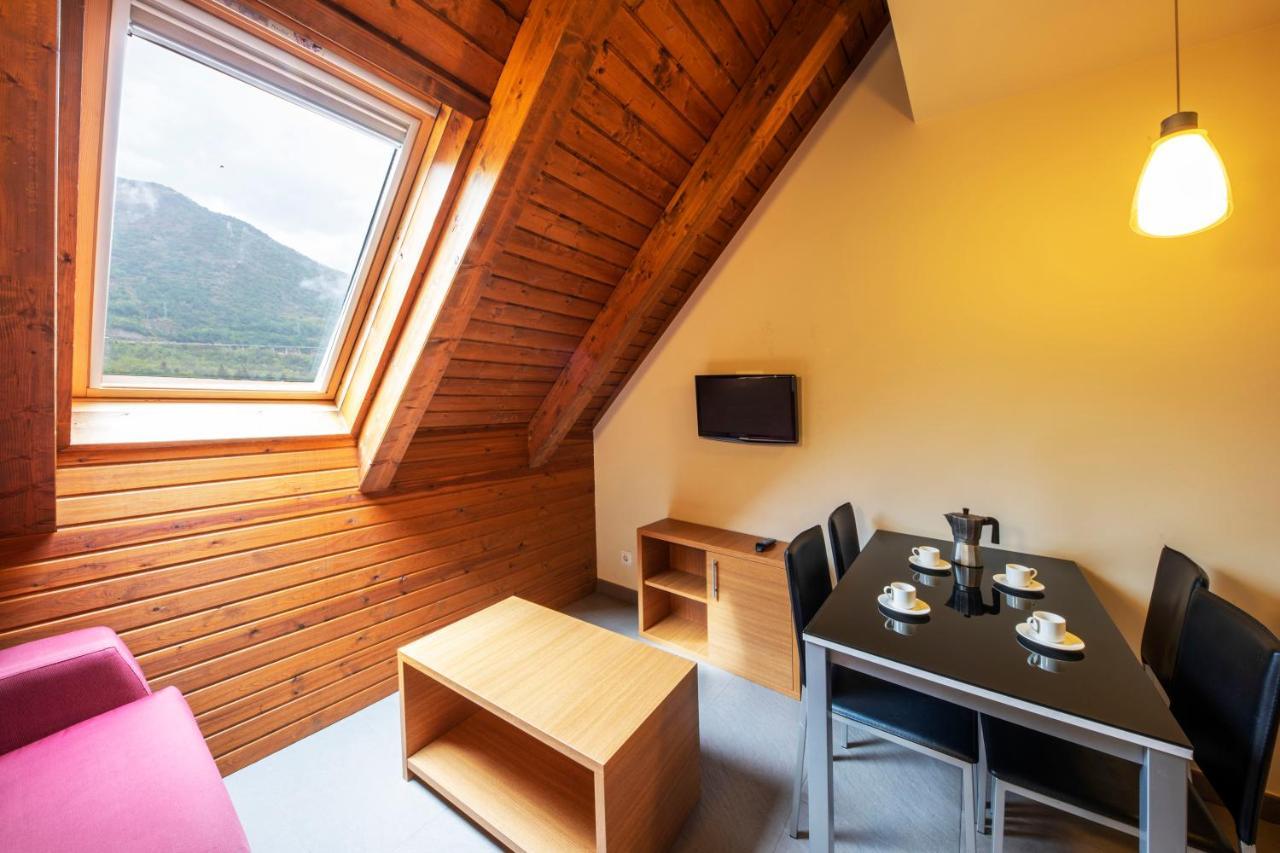 Aparthotel Trainera 에스테리 다네우 외부 사진