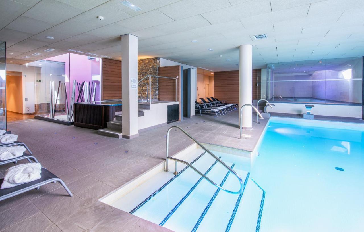 Aparthotel Trainera 에스테리 다네우 외부 사진